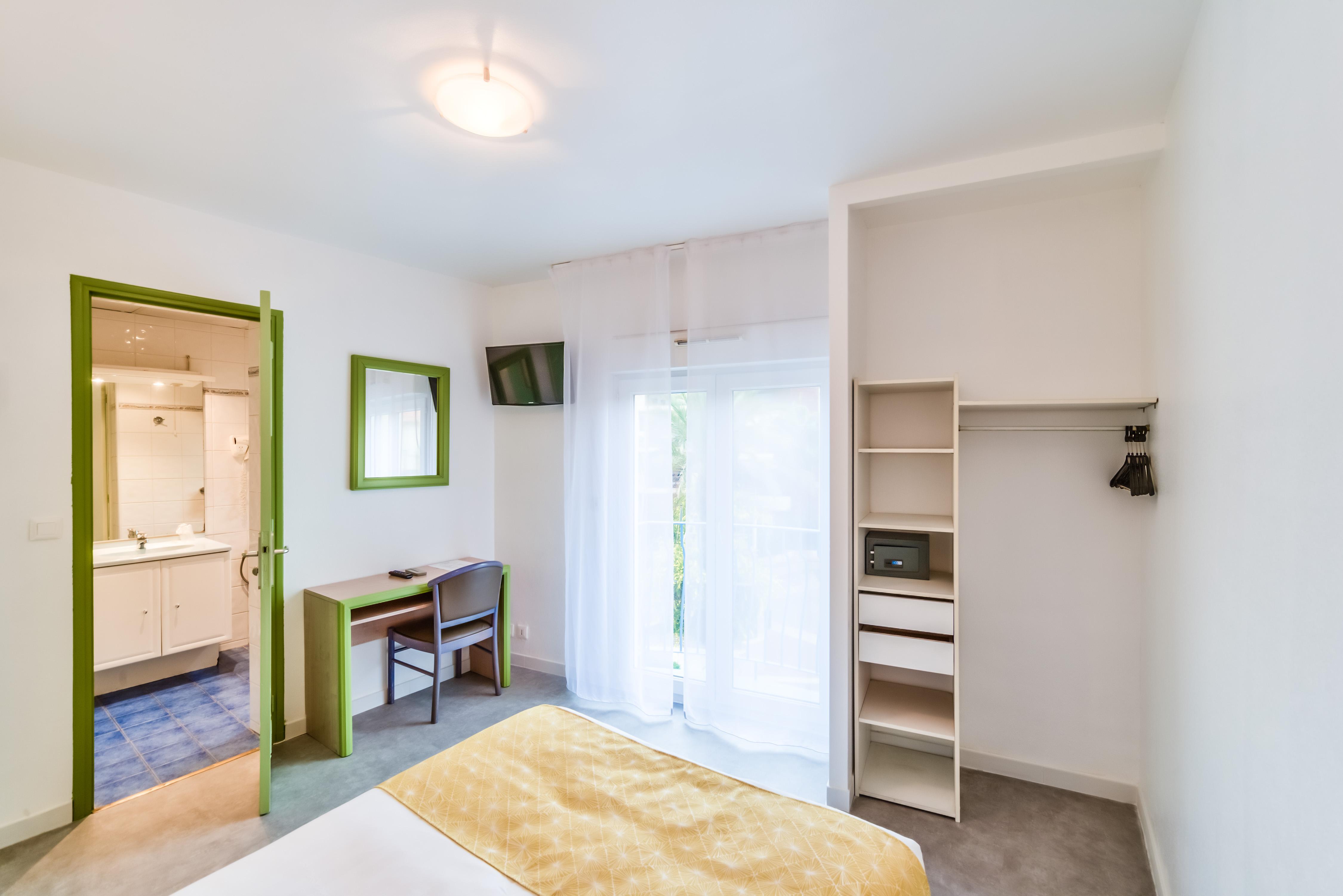 Provencal Hotel 3*